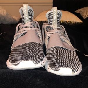 Women’s Adidas Tubular